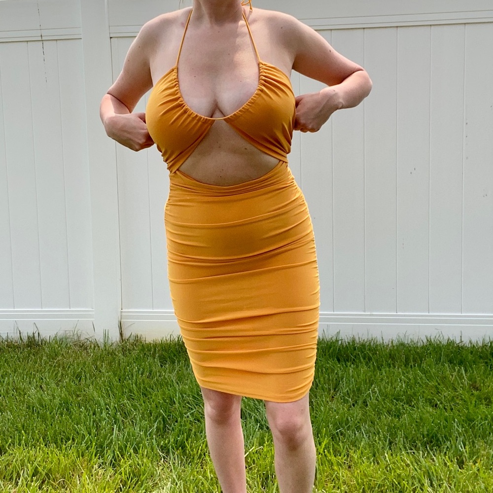 Summer Dress - Picture 3 of 4